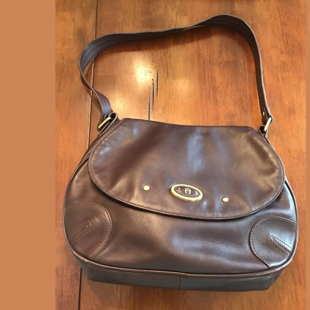ETIENNE AIGNER Brown Leather Purse Shoulder Bag